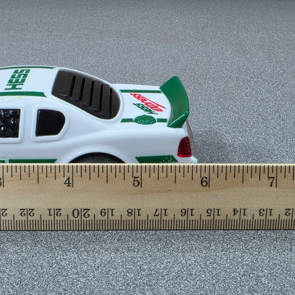 Hess Race Car Toy 2011 White Green Excellent Working Lights Stock Car